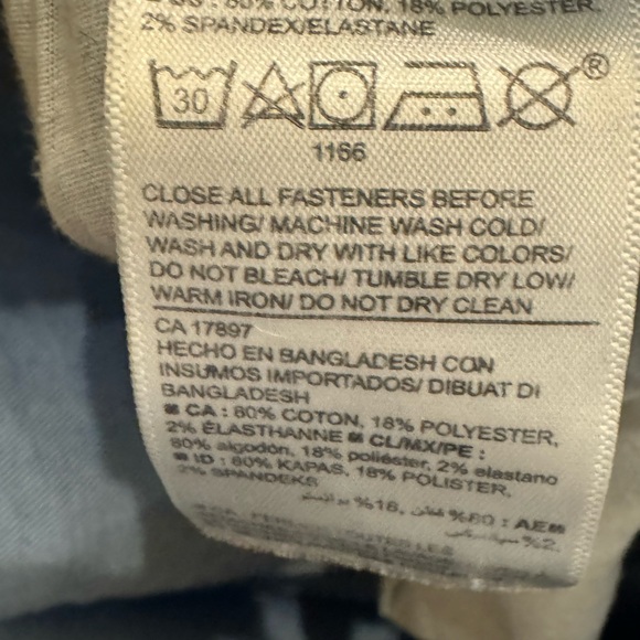 Old Navy Straight Fit Denim Jeans could be for boy or girl. Size 16. - Picture 5 of 6